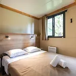 Huttopia Gorges Du Verdon אתר קמפינג קסטלאנטה